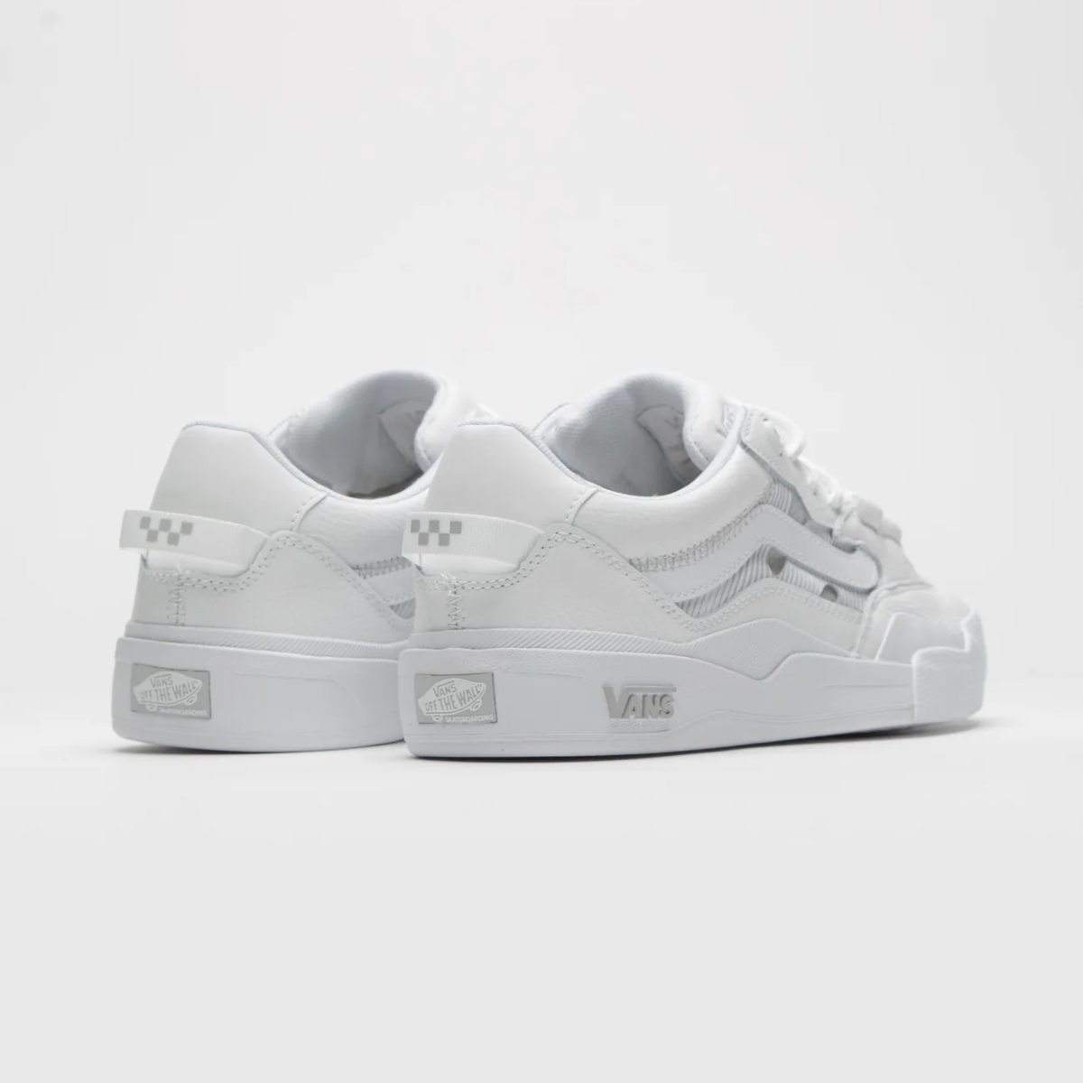 VANS WAYVEE TRIPLE WHITE